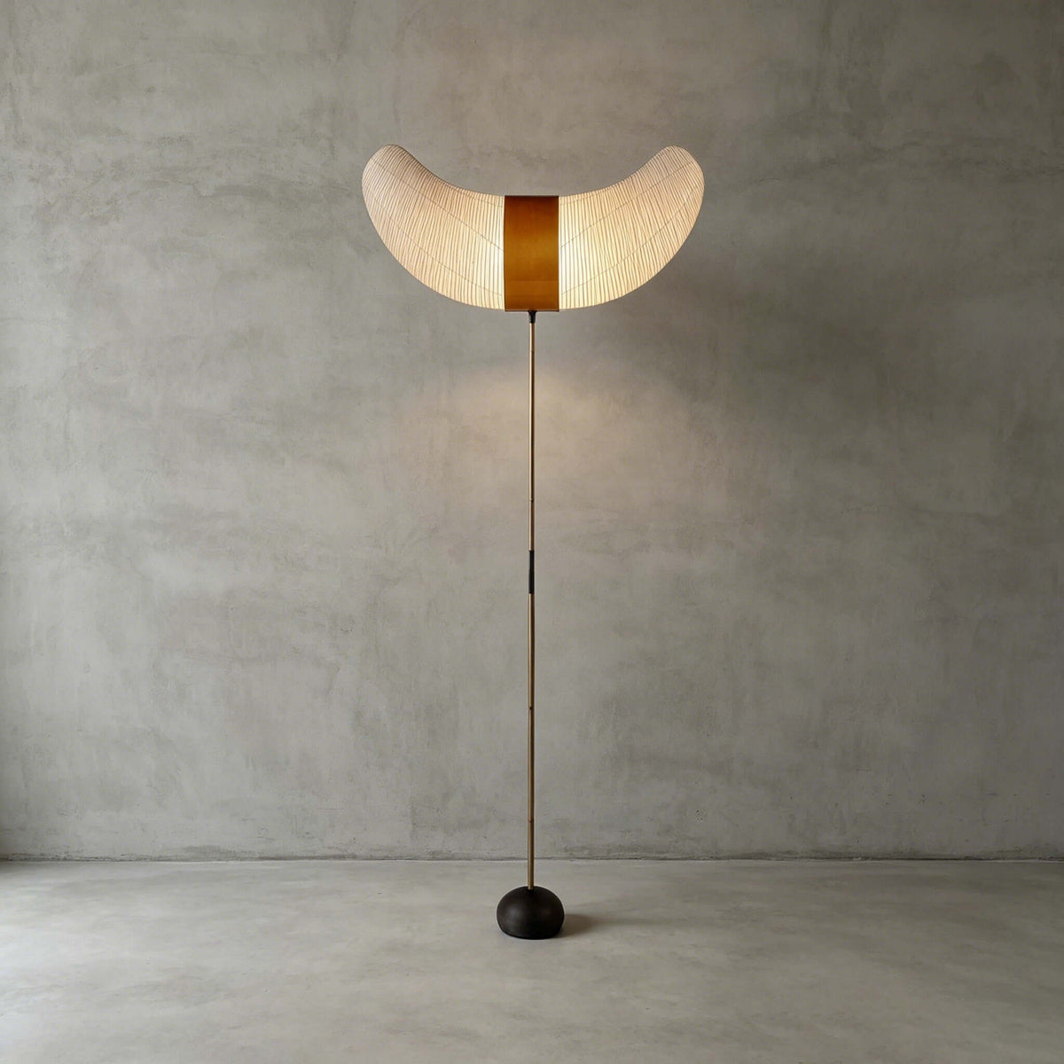 Aruvia Floor Lamp