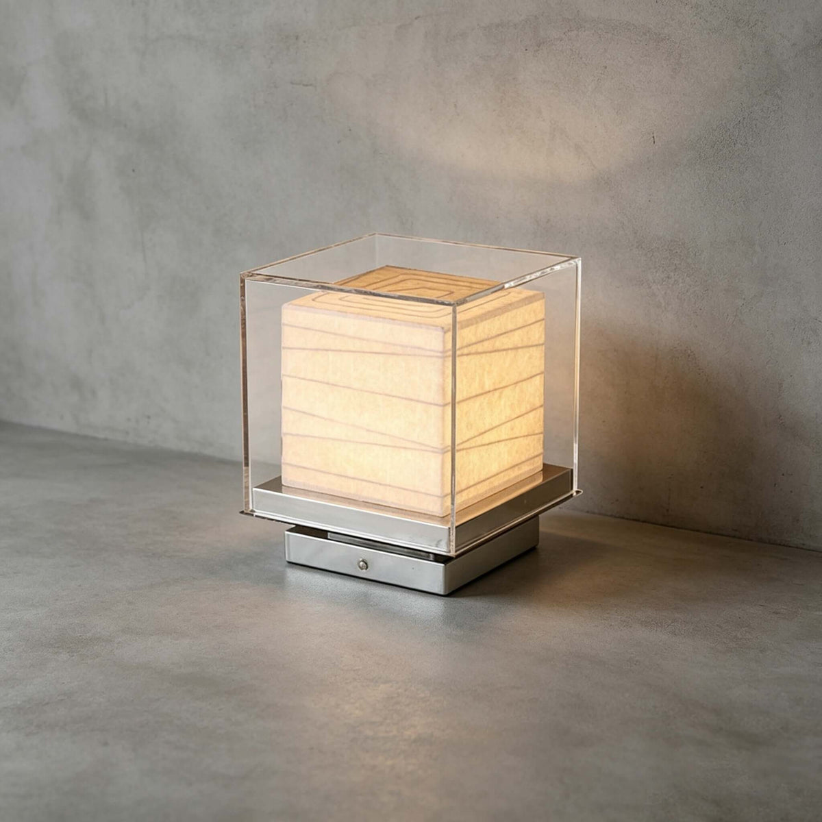 Avery Table Lamp