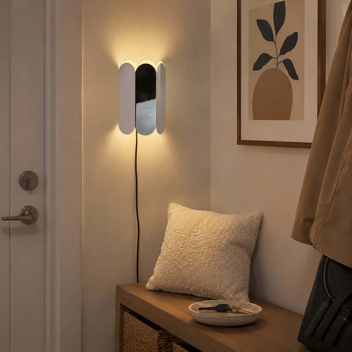 Cylora Plug In Wall Lamp