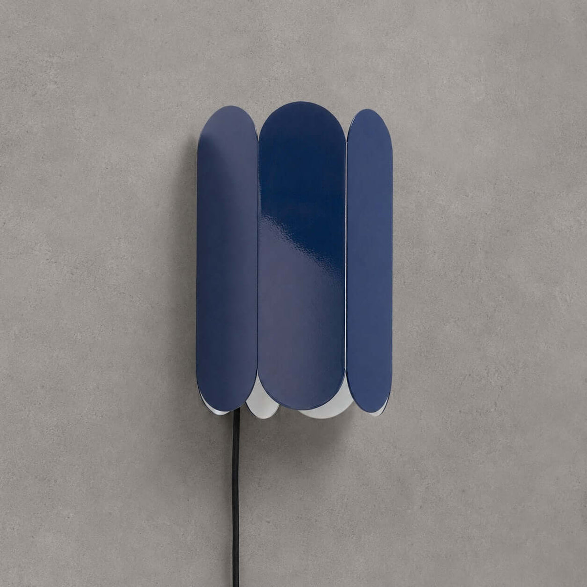 Cylora Plug In Wall Lamp