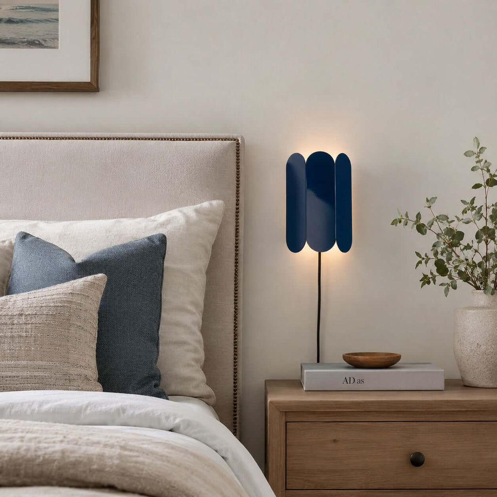 Cylora Plug In Wall Lamp