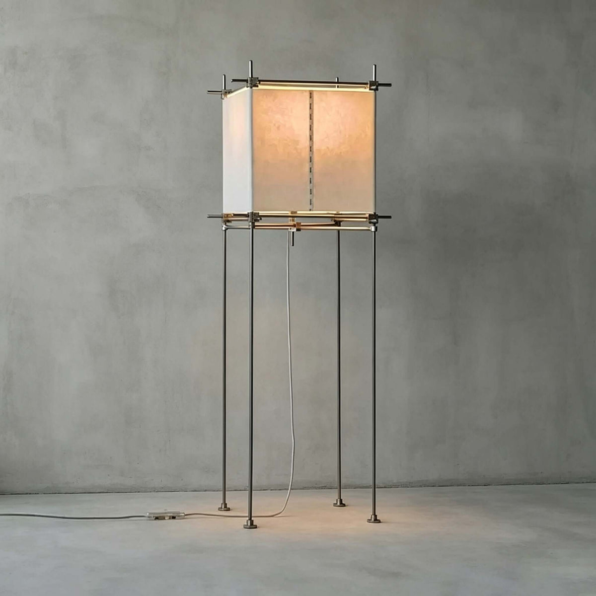 Hoshira Floor Lamp