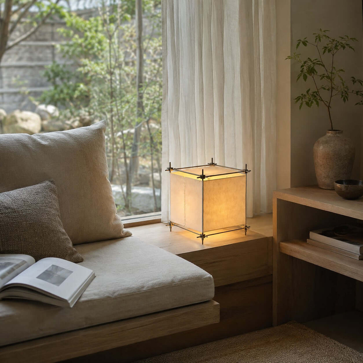 Hoshira Table Lamp