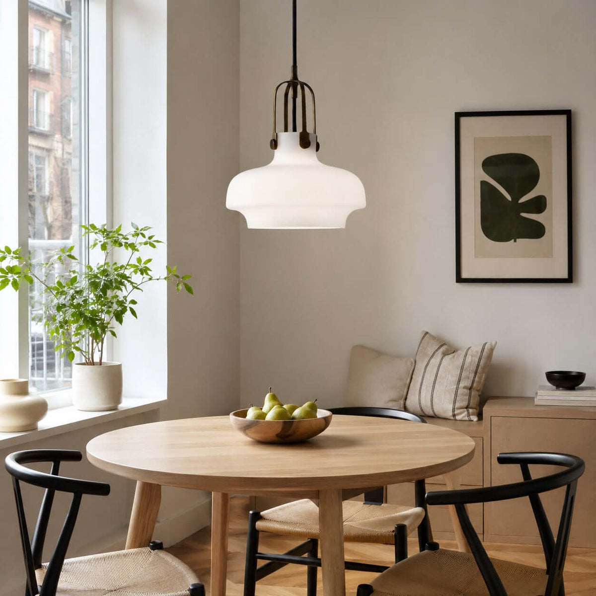 Lunaro Pendant Light