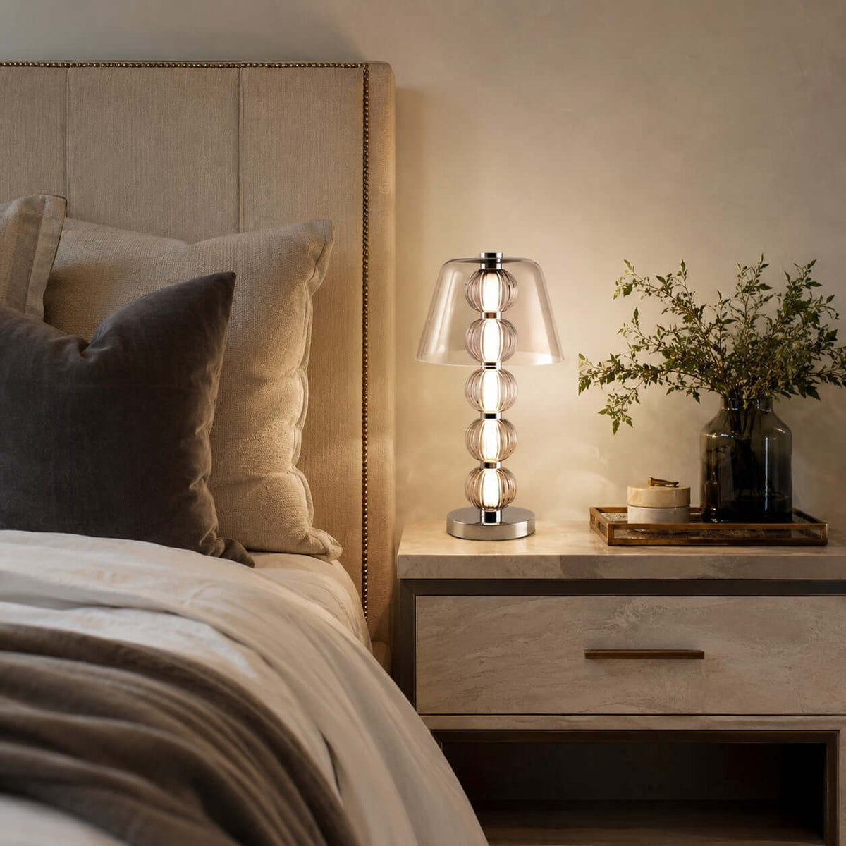 Novea Table Lamp