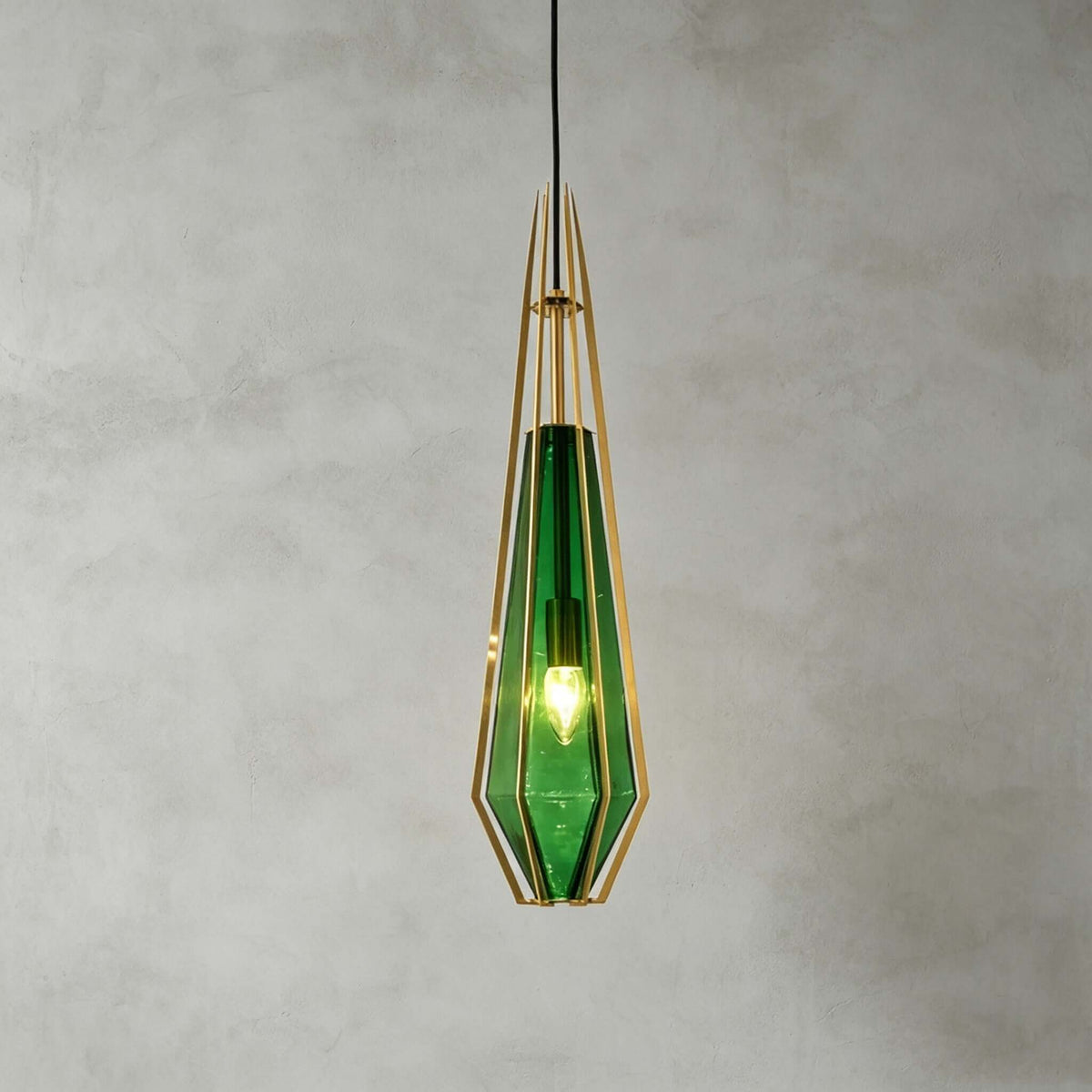 Prismora Pendant Light