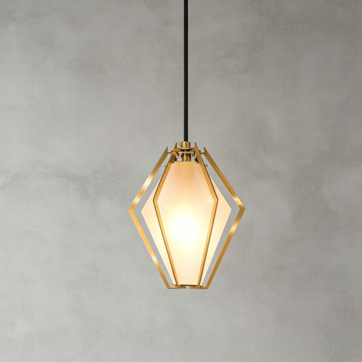 Prismora Pendant Light