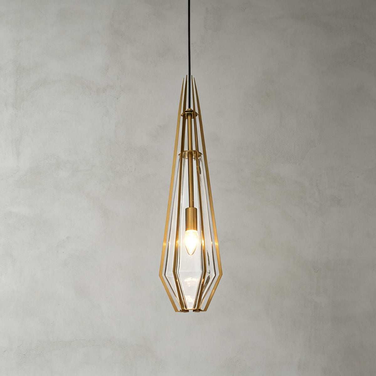 Prismora Pendant Light