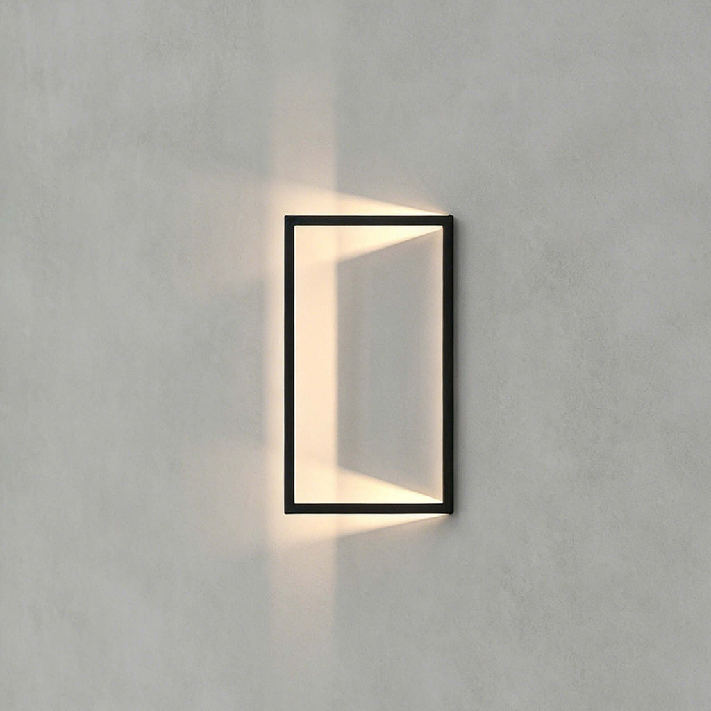 Valenor Wall Sconce