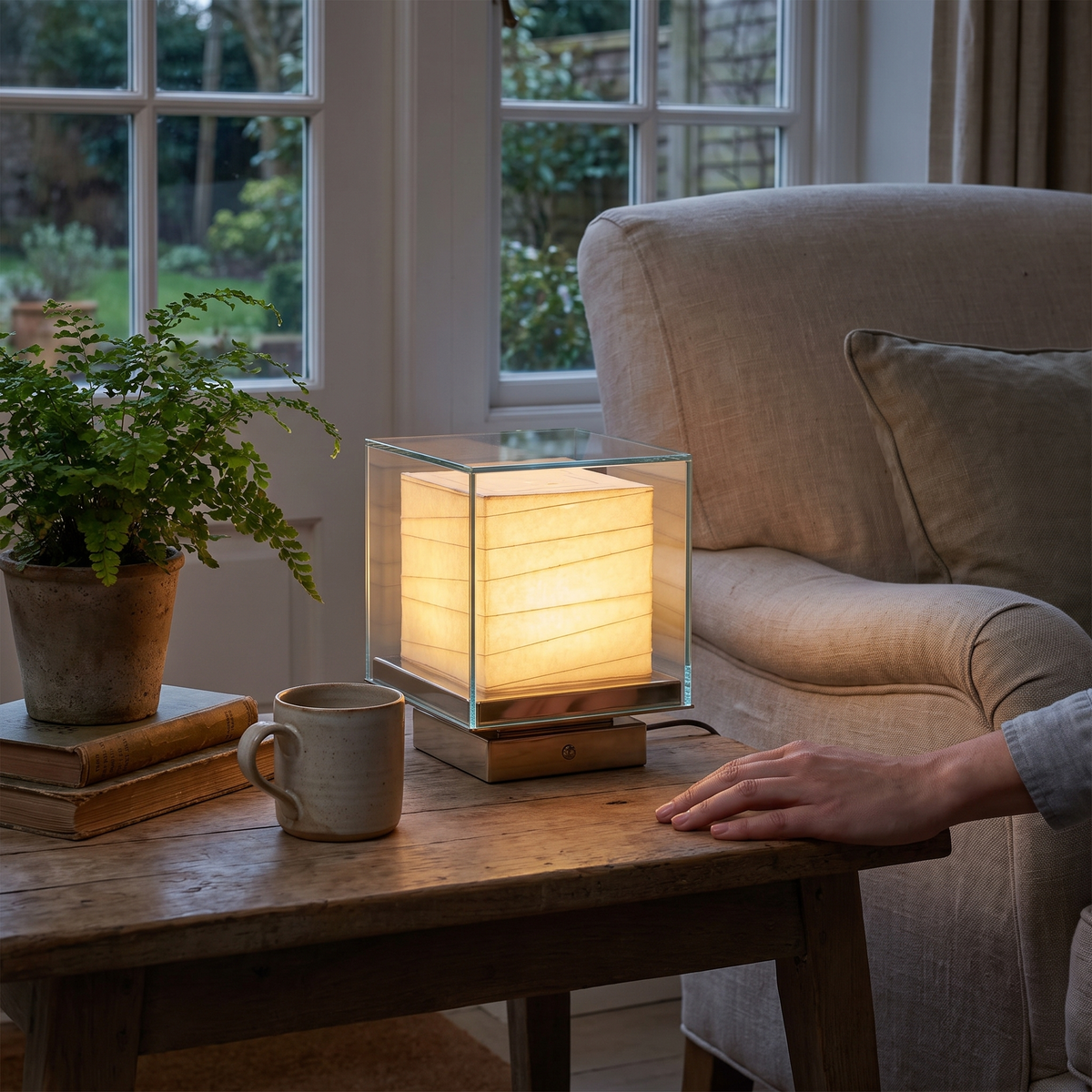 Avery Table Lamp